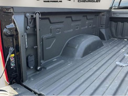 Used 2025 Chevrolet Silverado 2500 LT w/ All Star Edition image 39