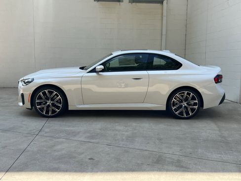 Certified 2024 BMW 230i xDrive 230i xDrive w/ Convenience Package image 5