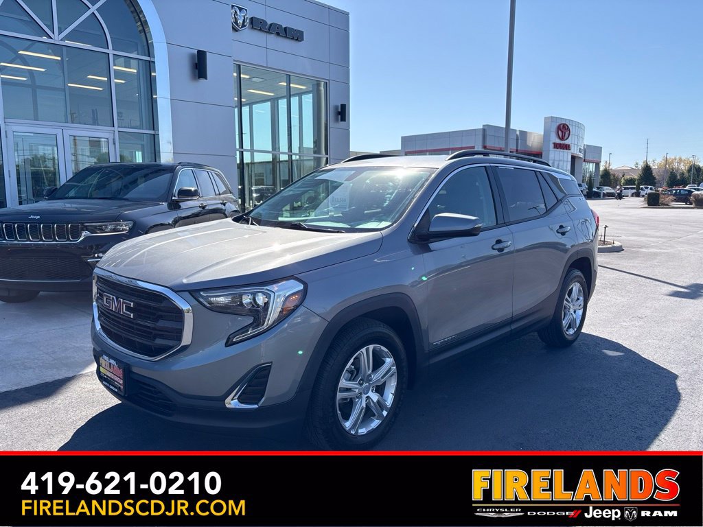 Used 2019 GMC Terrain SLE w/ Driver Convenience Package FWD image 1