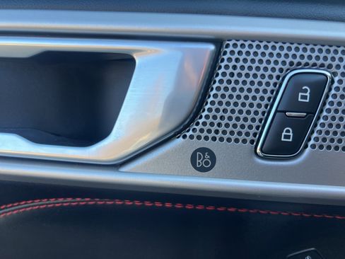 Used 2022 Ford Explorer ST-Line image 23