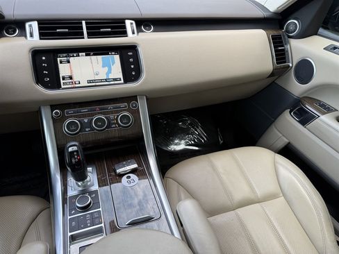 Used 2016 Land Rover Range Rover Sport SE AWD/4WD image 24
