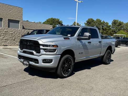 New 2026 RAM 2500 Big Horn AWD/4WD image 2