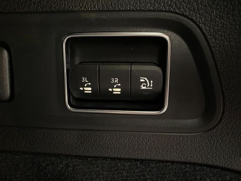 New 2026 Mercedes-Benz GLS 450 4MATIC image 7