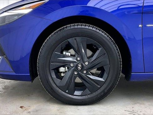 Certified 2023 Hyundai Elantra SEL w/ Cargo Package image 10