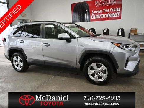 Certified 2020 Toyota RAV4 XLE w/ Convenience Package image 4