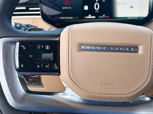 New 2026 Land Rover Range Rover SE image 38