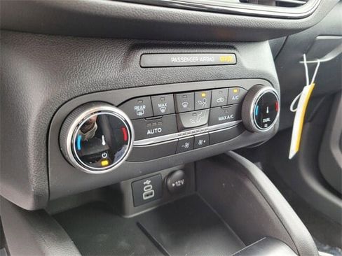 New 2025 Ford Escape ST-Line w/ Equipment Group 301A image 18
