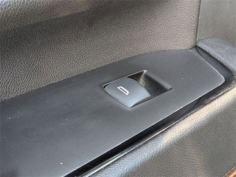 Used 2024 GMC Sierra 2500 AT4 w/ AT4 Preferred Package image 32