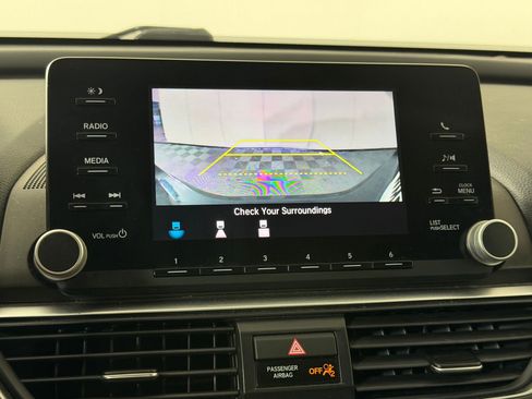 Used 2020 Honda Accord LX image 25