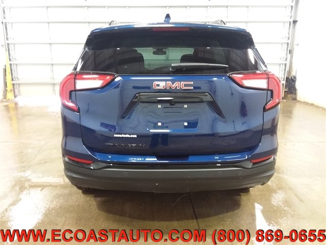 Used 2023 GMC Terrain SLE w/ Driver Convenience Package FWD image 6