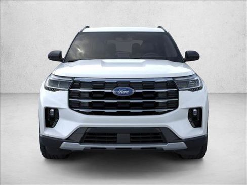 New 2025 Ford Explorer Active w/ Active Comfort Package image 6