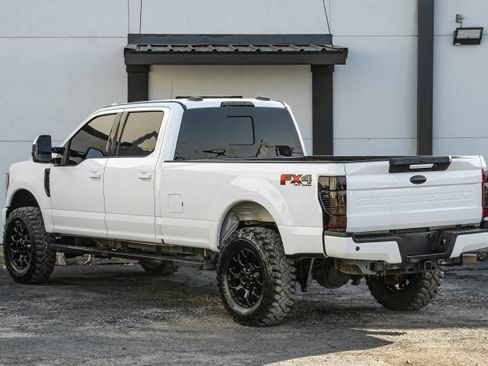 Used 2020 Ford F350 Lariat w/ Lariat Value Package AWD/4WD image 8