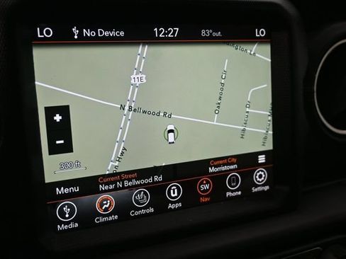 Used 2023 Jeep Gladiator Overland AWD/4WD image 19