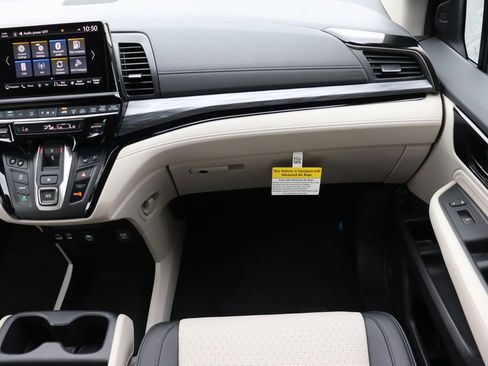 Certified 2026 Honda Odyssey Elite image 18