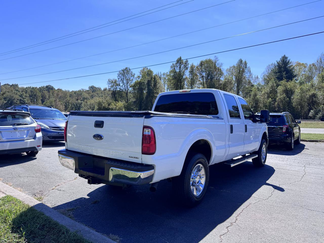 Used 2015 Ford F250 XL w/ Power Equipment Group AWD/4WD image 5
