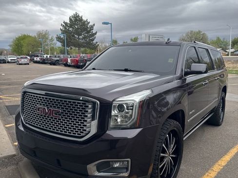 Used 2015 GMC Yukon XL Denali w/ Premium Package image 1