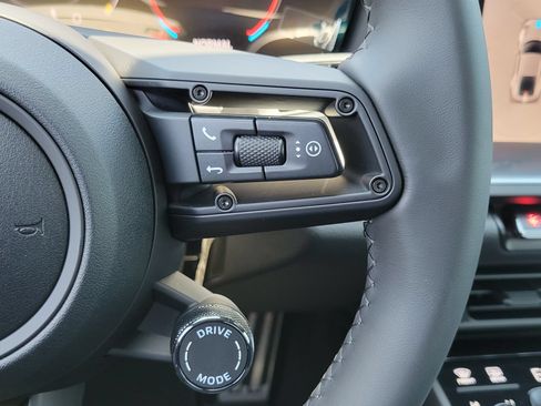 New 2026 Porsche 911 Carrera T RWD image 14