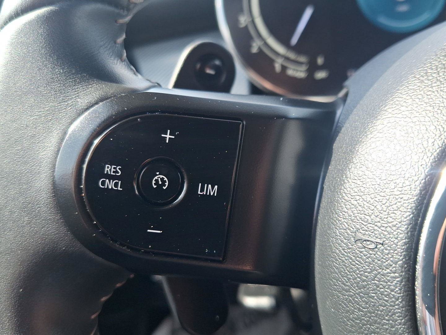 Used 2023 MINI Cooper S FWD image 21