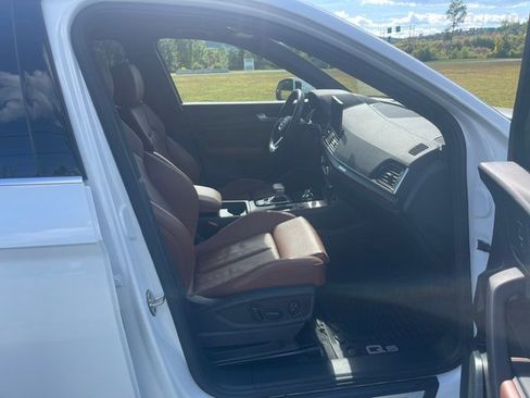 Used 2024 Audi Q5 2.0T Premium AWD/4WD image 14