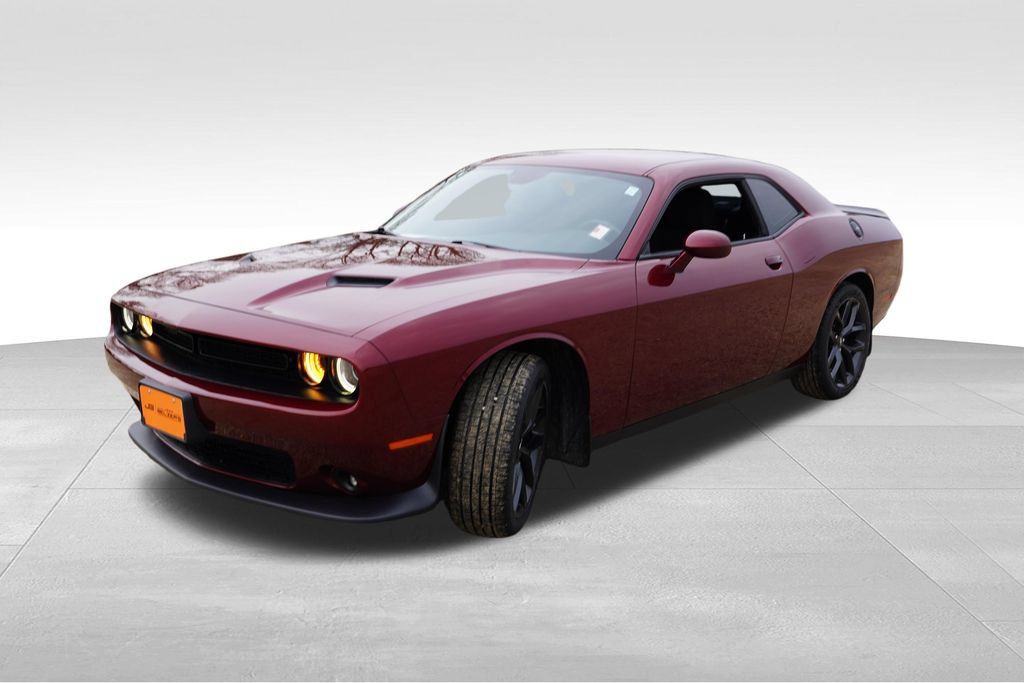 Certified 2022 Dodge Challenger SXT w/ Driver Convenience Group RWD image 11