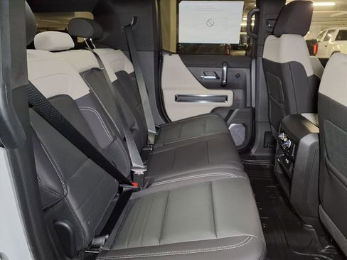 Used 2026 GMC Hummer EV SUV image 7