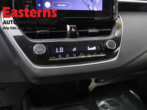Used 2023 Toyota Corolla LE FWD image 15