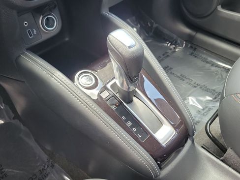 Used 2020 Nissan Kicks SR w/ SR Premium Package FWD image 15