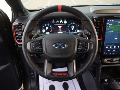 Used 2025 Ford Ranger Raptor image 4