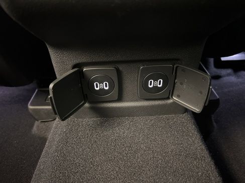 New 2026 Lincoln Corsair Reserve image 33