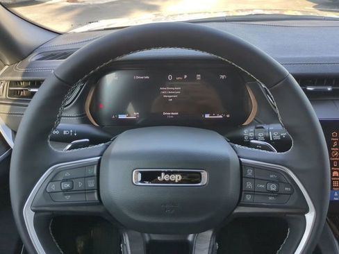 New 2026 Jeep Grand Cherokee L Limited w/ Trailer Tow Package image 34