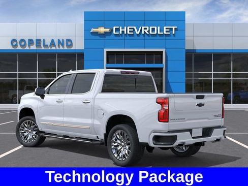 New 2026 Chevrolet Silverado 1500 High Country w/ Technology Package AWD/4WD image 4