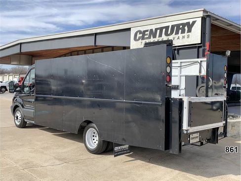 Used 2015 Ford Transit 350 Cutaway Van image 9