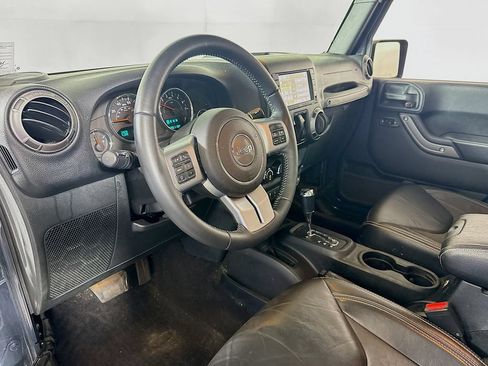 Used 2018 Jeep Wrangler Sport AWD/4WD image 9