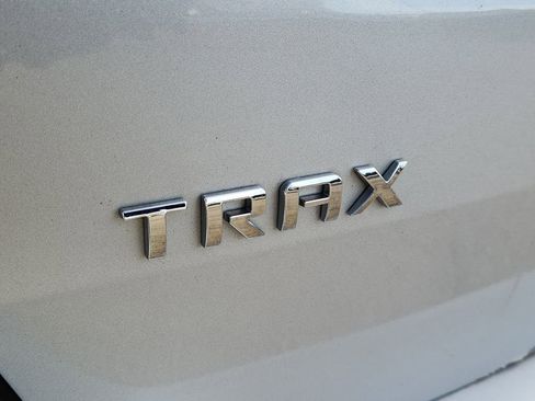 Used 2018 Chevrolet Trax LS image 5
