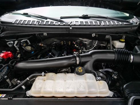 Used 2022 Ford Expedition Max Limited image 13