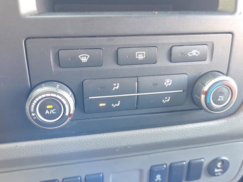 Used 2014 Nissan NV 3500 SV w/ Technology Package image 20