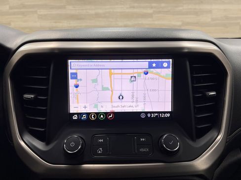 Used 2020 GMC Acadia Denali w/ Trailering Package image 24