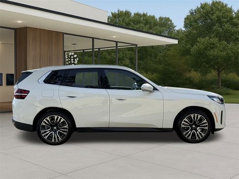 Used 2025 BMW X3 xDrive30i w/ Convenience Package image 6