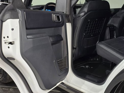 New 2025 Ford Bronco Badlands w/ Sasquatch Package image 31