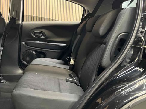 Used 2019 Honda HR-V EX image 33