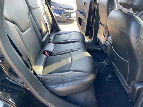 Used 2018 Jeep Compass Limited AWD/4WD image 17