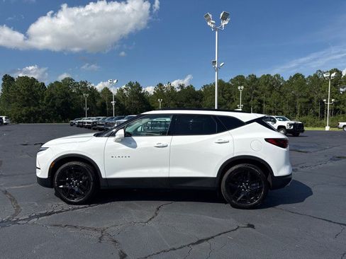 Used 2025 Chevrolet Blazer LT w/ Convenience Package FWD image 6