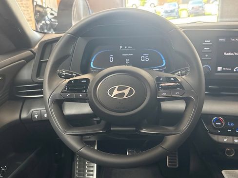 New 2026 Hyundai Elantra SEL Sport FWD image 18