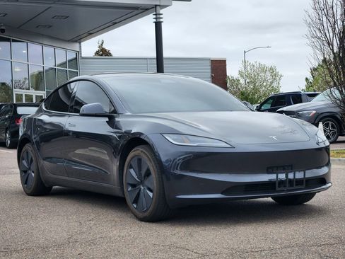 Used 2025 Tesla Model 3 Long Range image 3