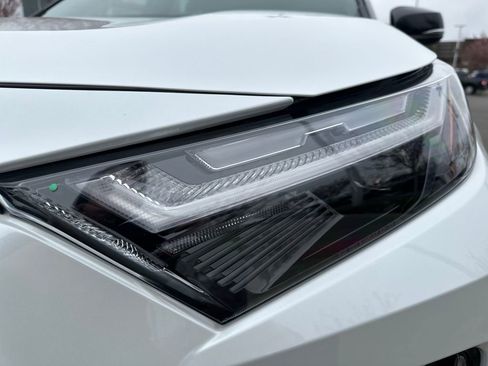 Used 2025 Toyota RAV4 XSE w/ Weather Package image 9