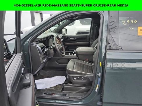 Used 2025 GMC Yukon XL AT4 Ultimate image 4