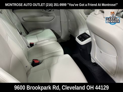 Used 2023 Volvo XC90 B6 Core image 45
