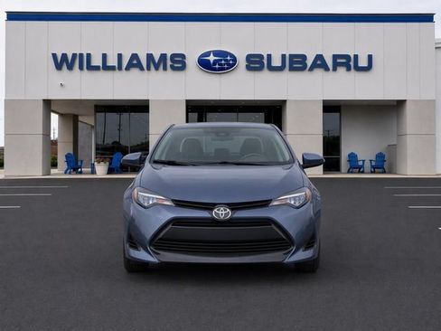 Used 2017 Toyota Corolla LE FWD image 2