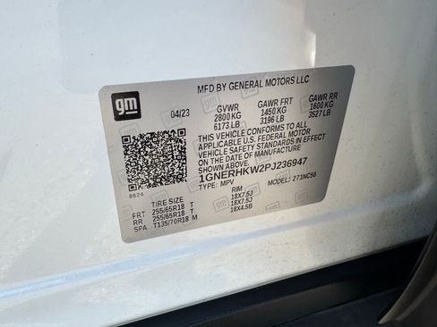 Used 2023 Chevrolet Traverse LT image 35