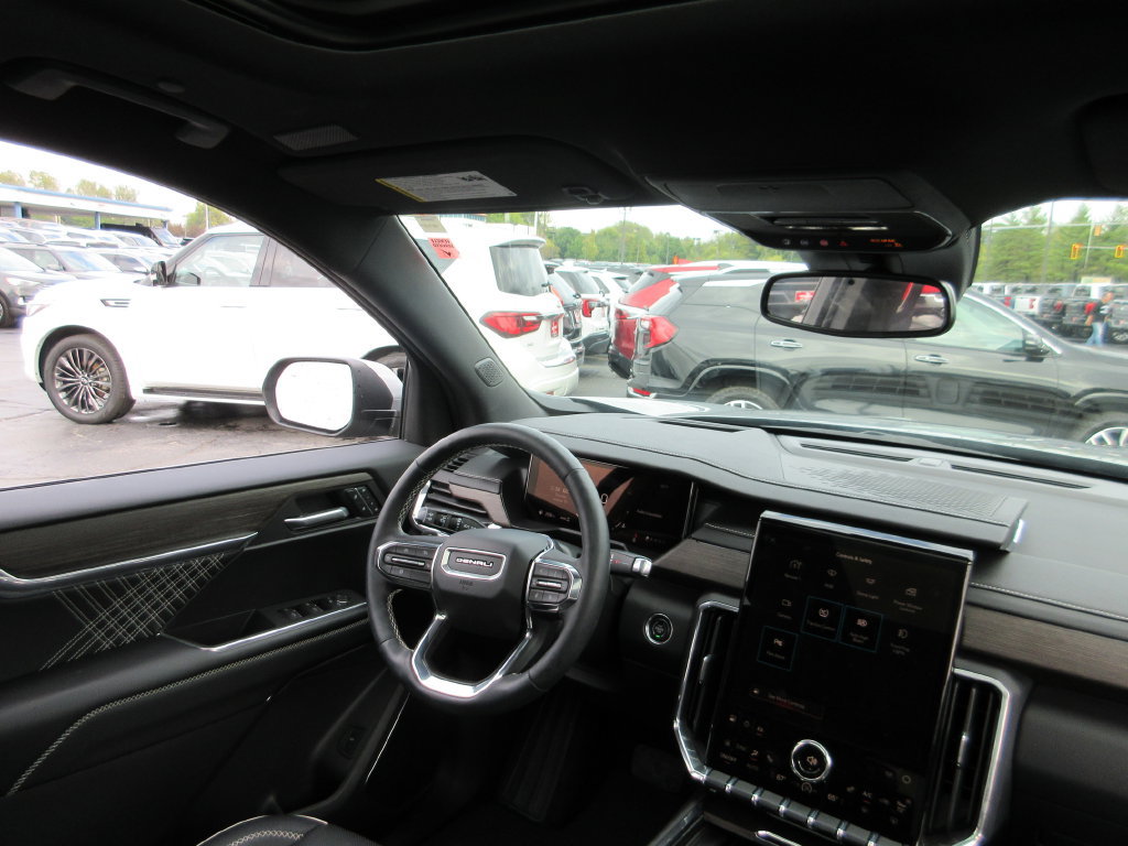 Certified 2025 GMC Acadia Denali AWD/4WD image 28